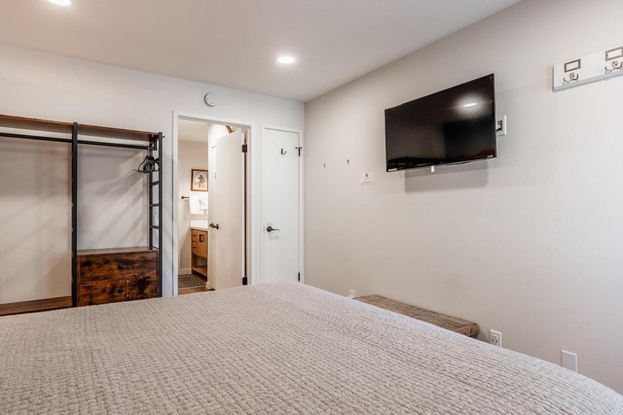 Fully Renovated! St Anton #17 Ski In Ski Out 1 Bedroom 1 Bathroom Condo! Sleeps Up To 4! Μαμούθ Λέικς Εξωτερικό φωτογραφία