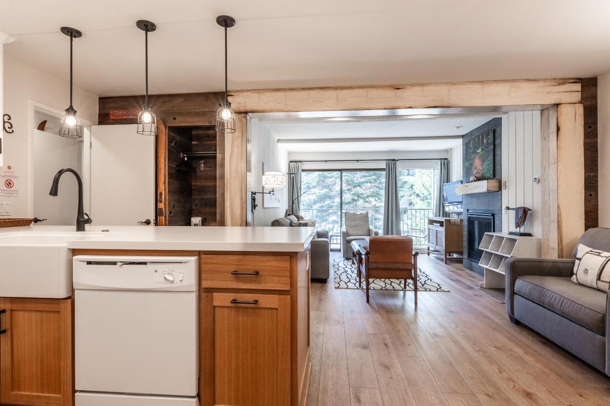 Fully Renovated! St Anton #17 Ski In Ski Out 1 Bedroom 1 Bathroom Condo! Sleeps Up To 4! Μαμούθ Λέικς Εξωτερικό φωτογραφία